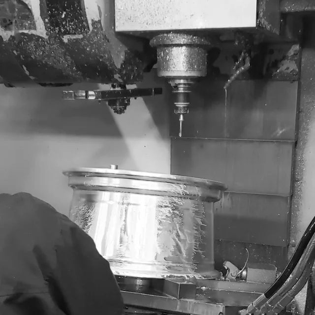 Rocktrix production step: cnc mill machining
